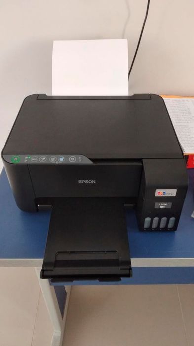 Принтер epson l132,почти новая, покупала два месяца назад