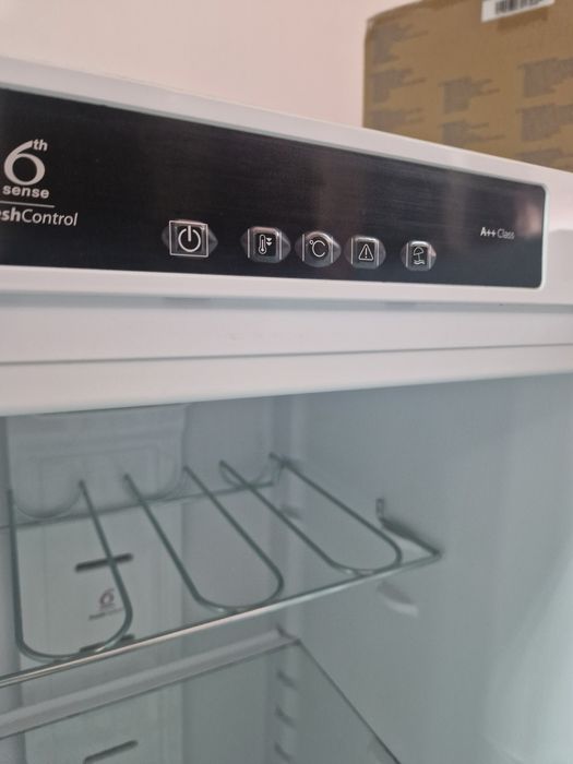 Хладилник Whirlpool A++ No Frost 370 литра