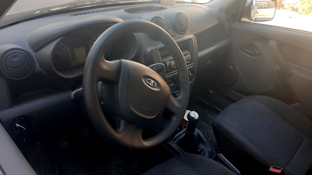 Лада гранта сотилади