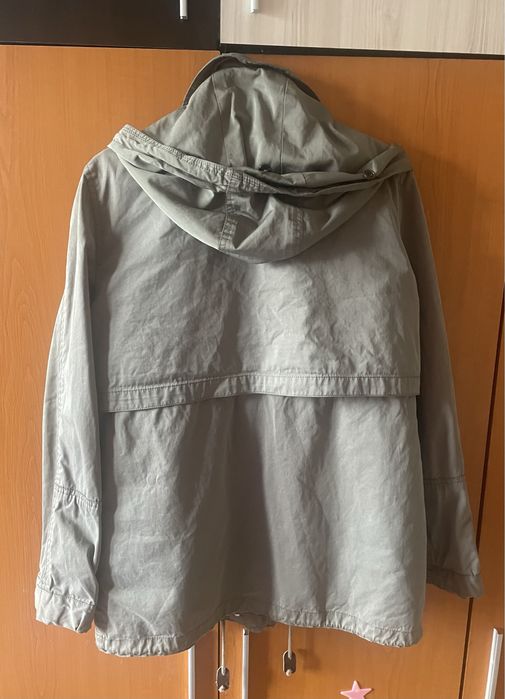 Страхотно дамско водоотблъскващо яке/парка на Zara р-р S!