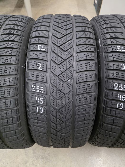 255/45/19 104W 4бр.PIRELLI WINTER TO ELECTRIC Неразличими от НОВИ-DEMO