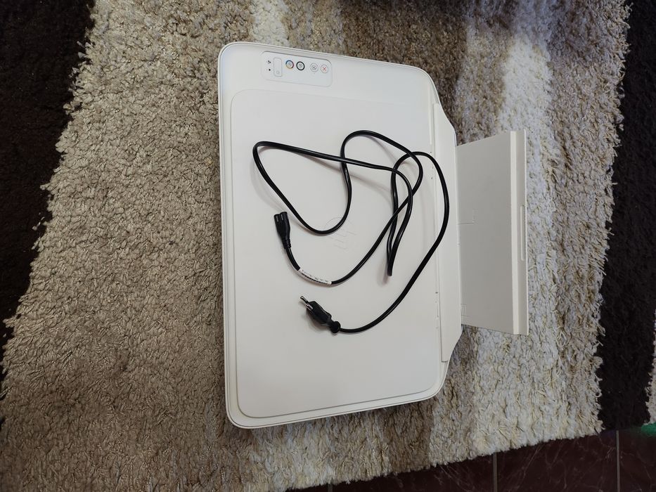 ПродавамHPdeskjet 2320.Мултифункционално устройство