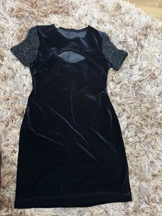 Rochie neagra din catifea