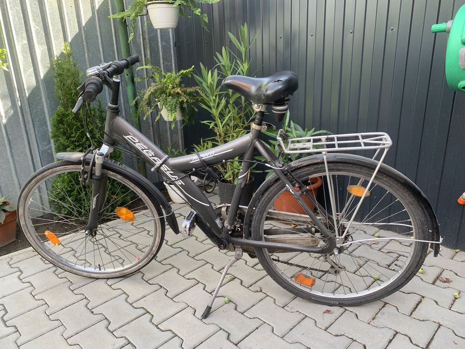 Vînd bicicletā PEGASUS