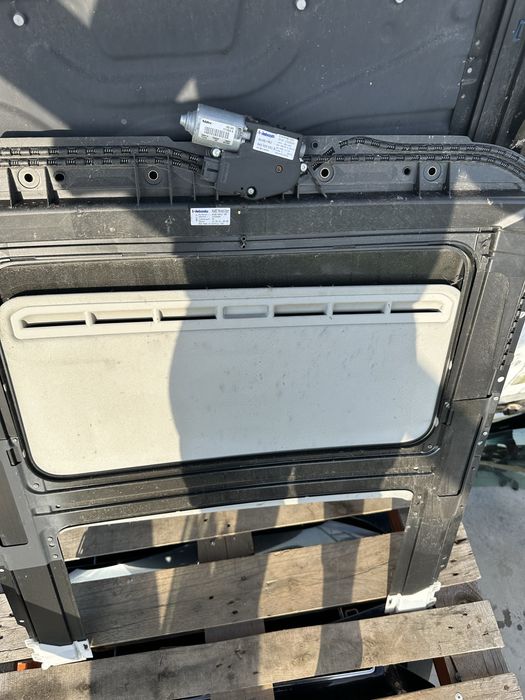 Trapa electrica Audi A5 b8 / b8.5 + motorase / reglabila electric pe doua pozitii / stare perfecta / ansamblu complet