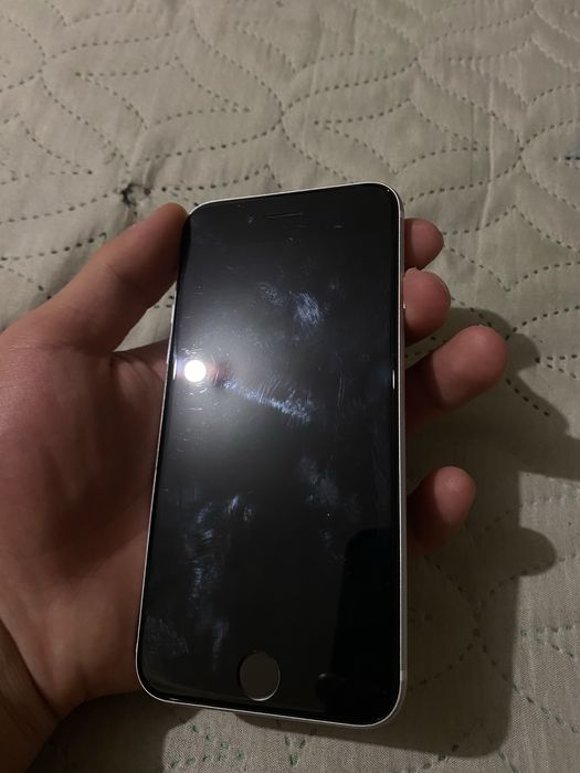 iPhone SE 2020 2Gen