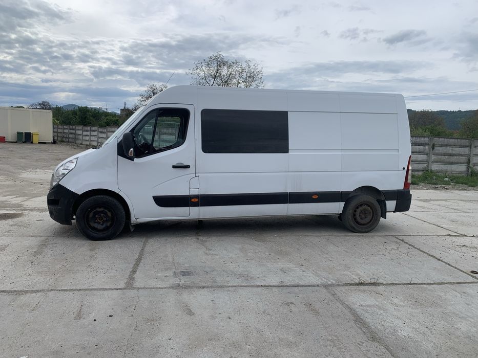 Renault master an 2017 cu 6+1 persoane omologat