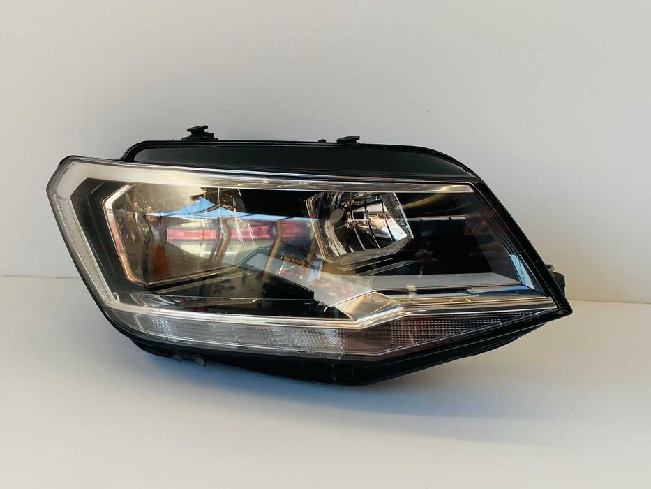 фар десен VW Caddy 2015-2020 г. #1046V.