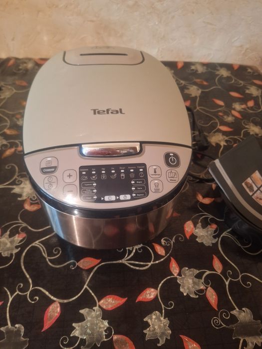 Продам мультиварка tefal новая