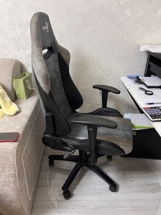 Продам Кресло  геймерское