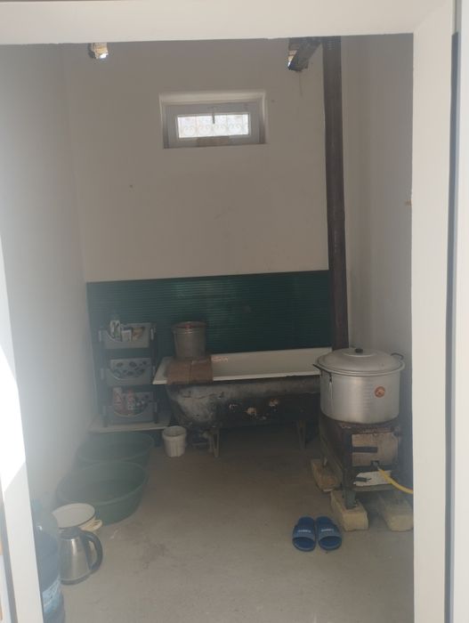 Участка 3 хонали шароитлар бор срочно сотилади