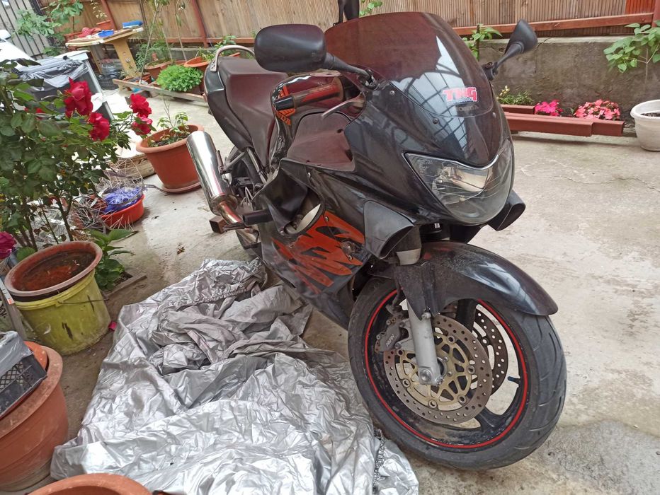 Vand Honda CBR 600f