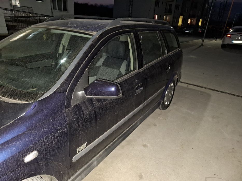 Vând Opel astra g