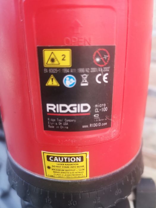 Ridgid micro CL100 Oбхват 30м Триножник