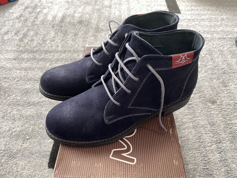 Нови обувки, кларкове