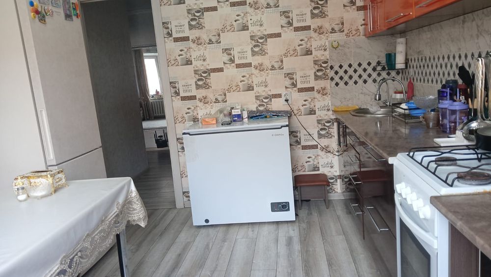 Продам квартиру район береке