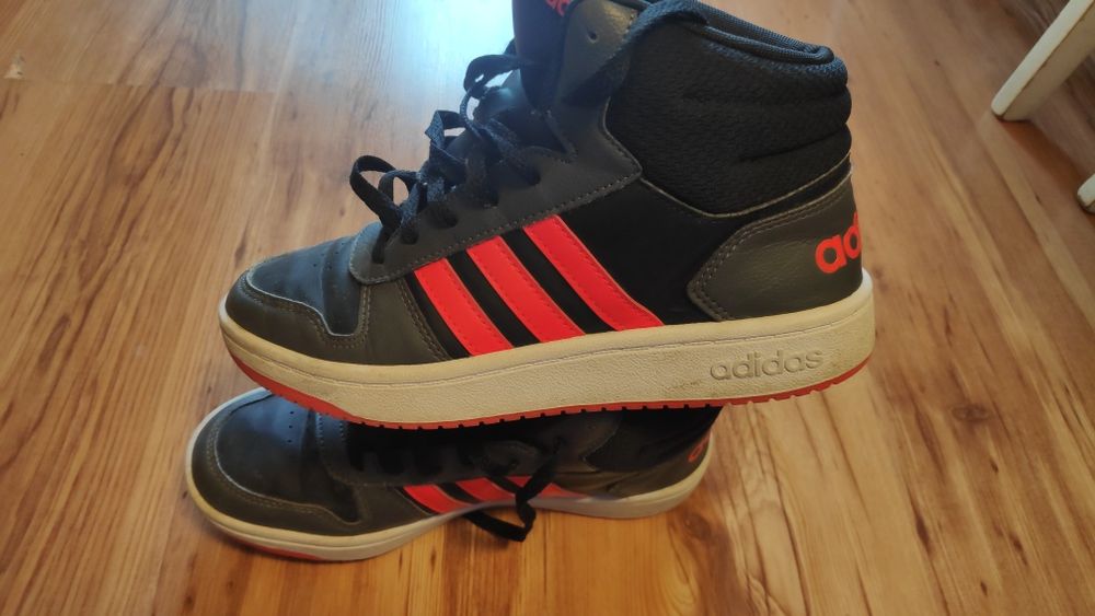 кецове кожени Адидас 37