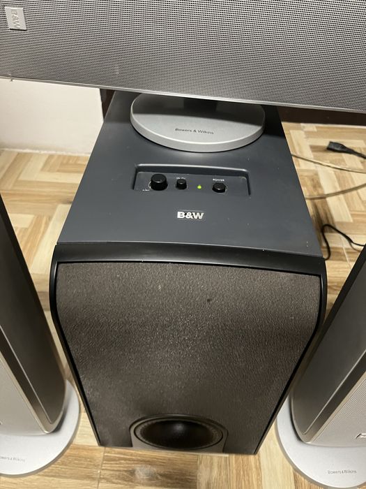 Super boxe 5.1 Bowers & Wilkins VM1 100W 8Ohmi