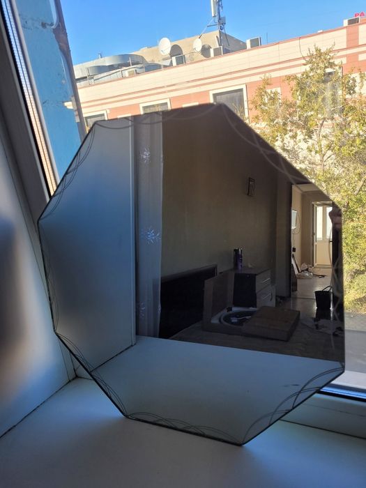 Зеркало  на стену