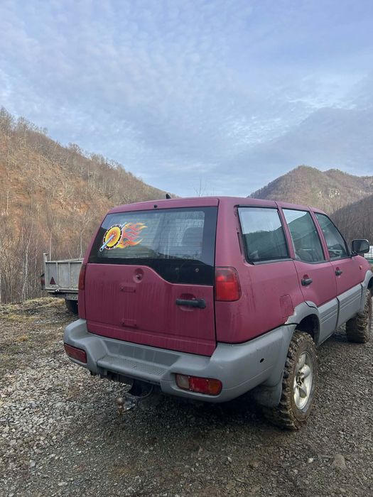 Vand Nissan Terrano 2