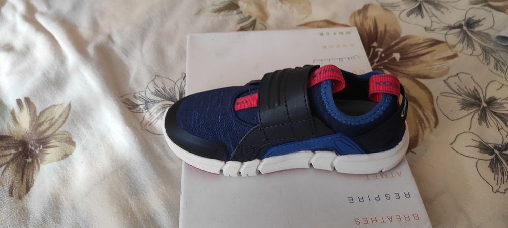 Детски обувки, маратонки.