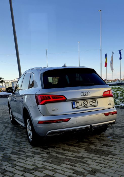 Audi Q5 2018 2.0d Automat S line pano