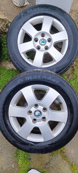 Vând jante originale Skoda R15 5x112