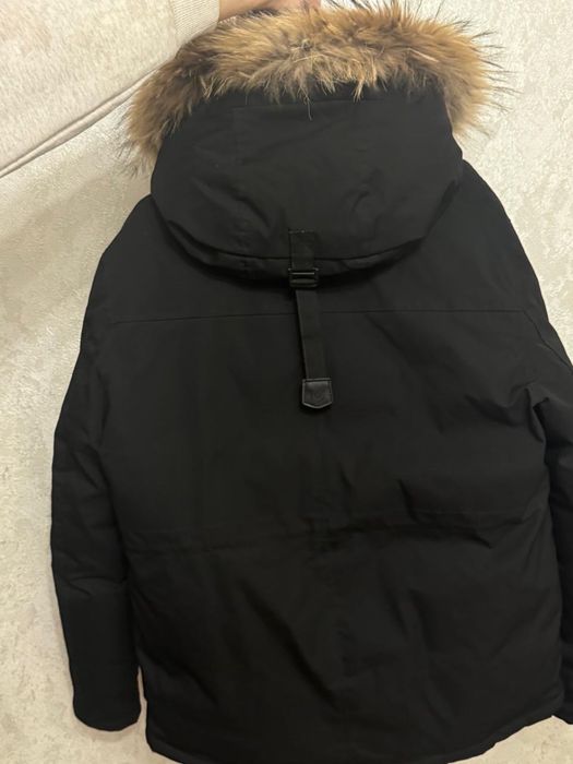 Қыстық куртка сатылады