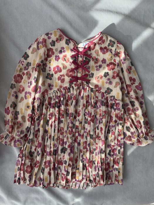 Бебешки детски рокли на Guess, Mayoral и Zara