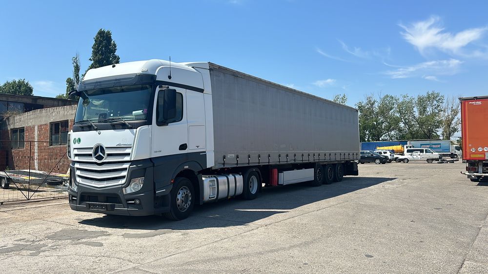 Vand ansamblu Actros / Scania cu semiremorci