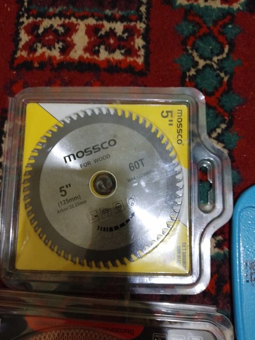 Продается инструмент и запчасти