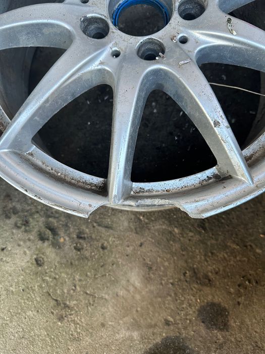 Джанти Mercedes 17 5х112 и дълги болтове за джанти.