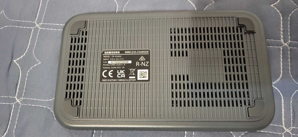 SAMSUNG Wireless Incarcator Fuctional