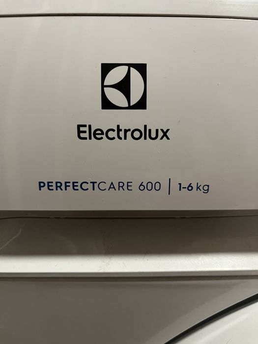 Стиральная машина Electrolux 6кг