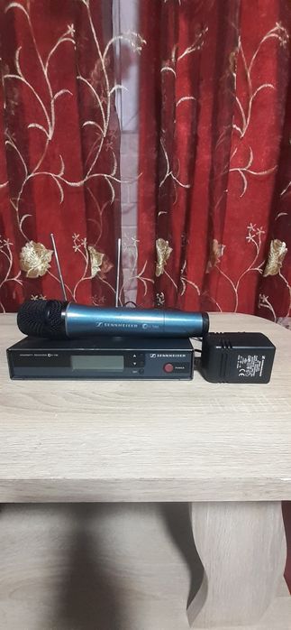 Microfon senheiser em100