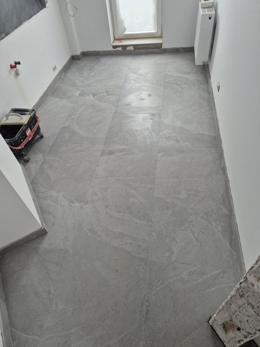 Gresie fainata montator