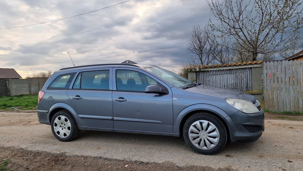 Vând opel astra h 1.3 cdti
