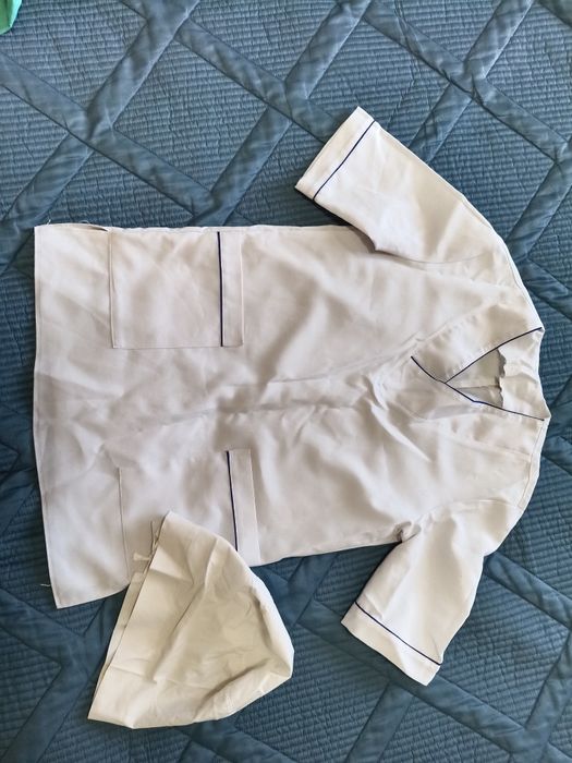 Продаю медицинский кофта сорок 42 размер