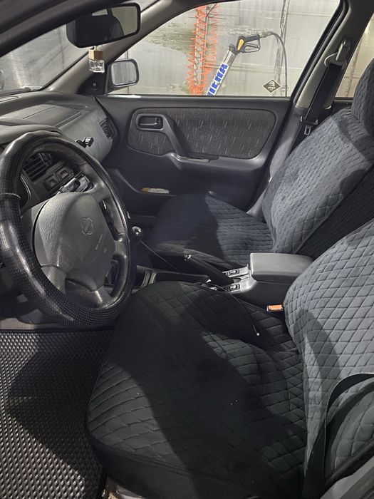 Nissan Primera p11