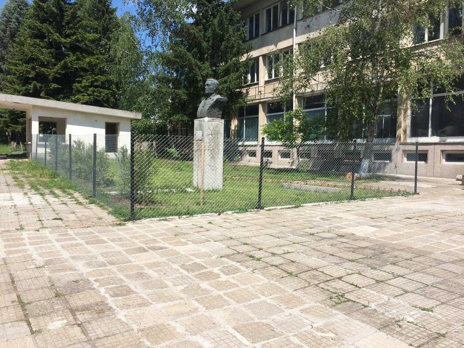 Продава се Промишлена сграда в Лозница - 1624 кв.м за 247 €/кв.м - Снимка #11