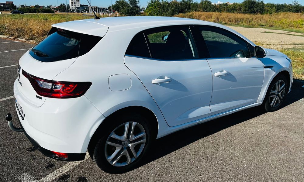 RENAULT Megane 2020 — imagine 4