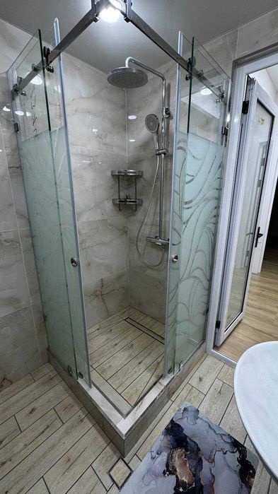 Сдается элегантная квартира в центре   3-х ком. кв на долгий срок