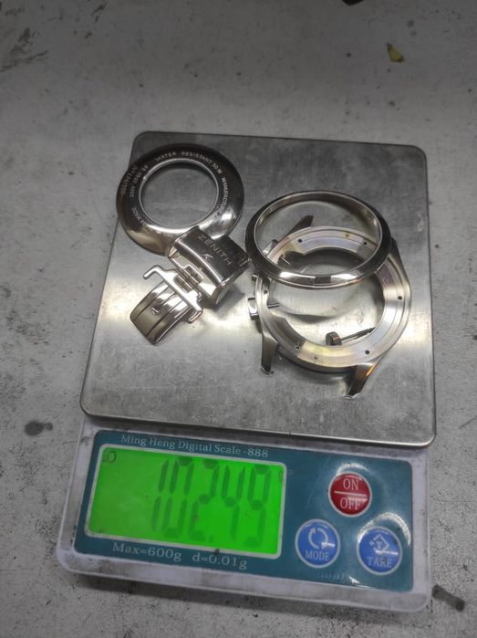 Часы золотые 750пробы