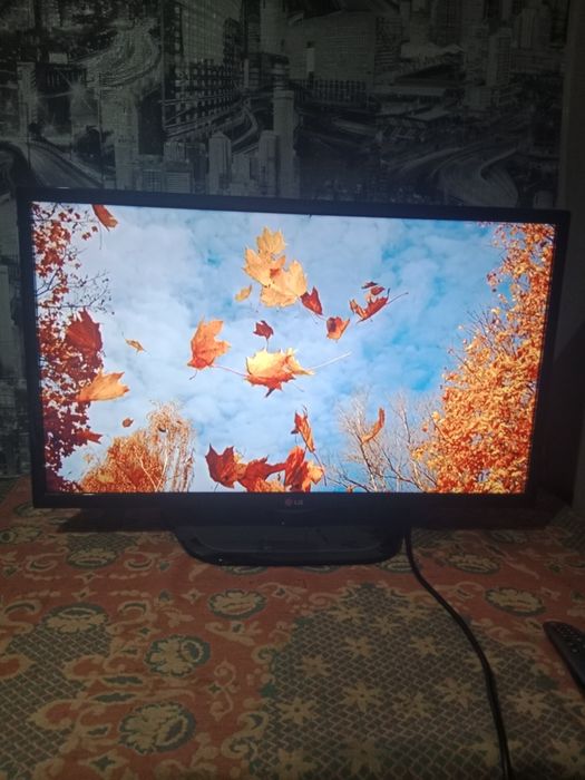 Продам Телевизор LG