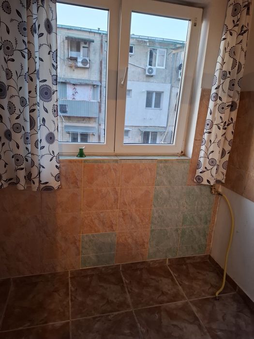 Vând urgent garsoniera Piata Rahova