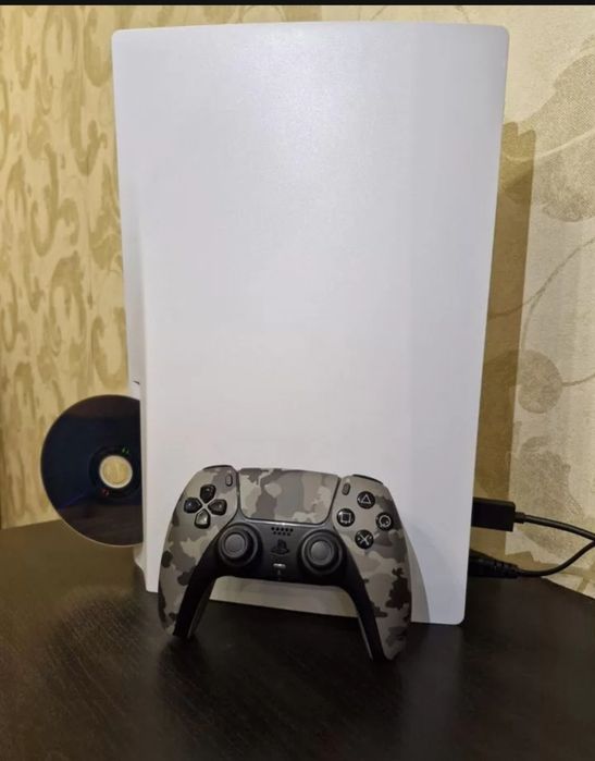 Playstation 5 825