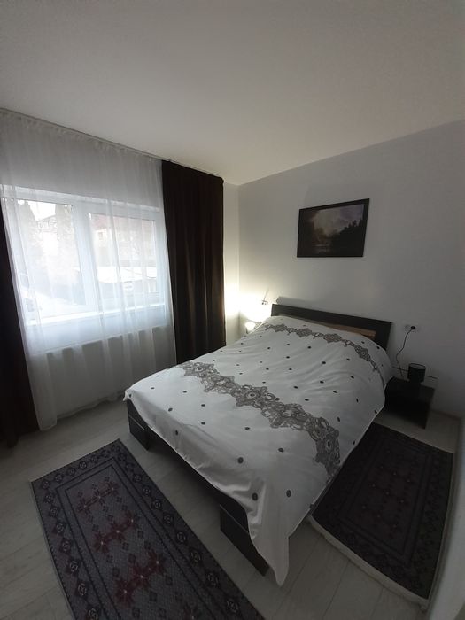 Vând apartament 3 camere