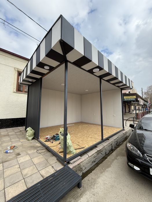 Срочно 20кв жой берилади арендага. Юлни устида. Жойи яхши.Куринейдиган