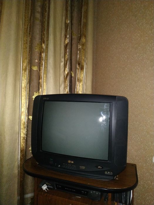 Телевизор LG AV STEREO 23system