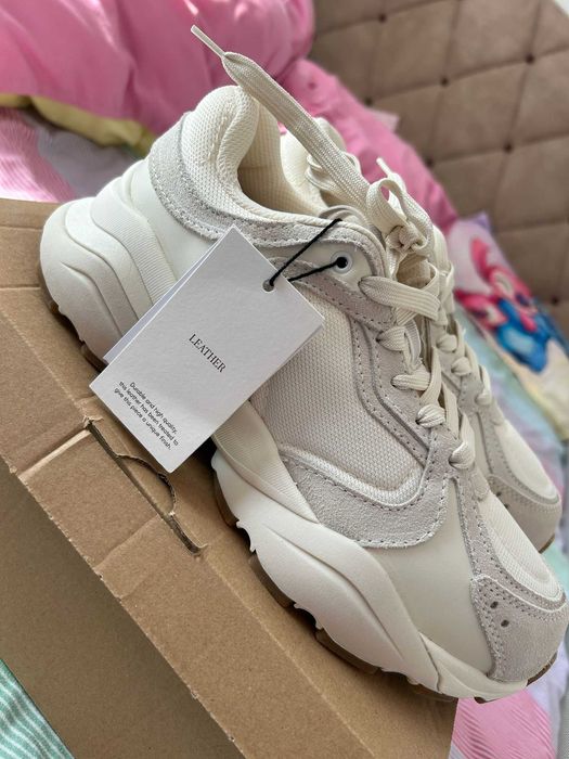 Adidasi Dama Mango